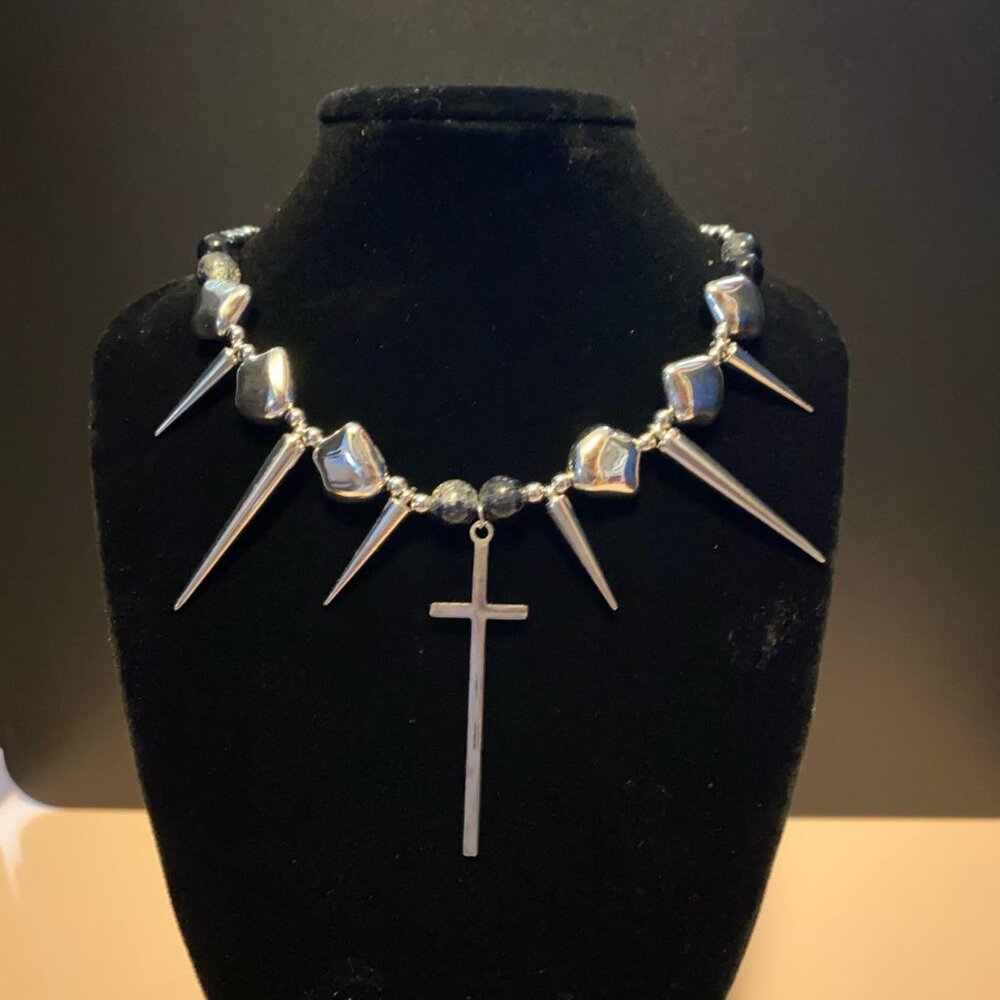 NECKLACE - Picture 1 of 5